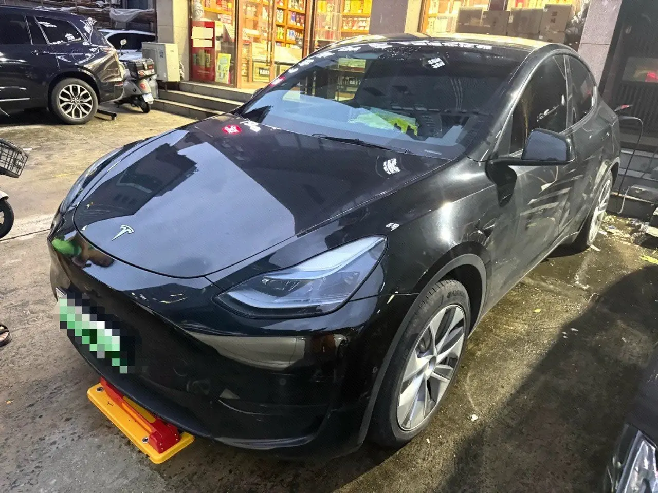 Open image lightbox: Tesla 2022 Model Y rear-wheel drive version (facelift) automatic gear