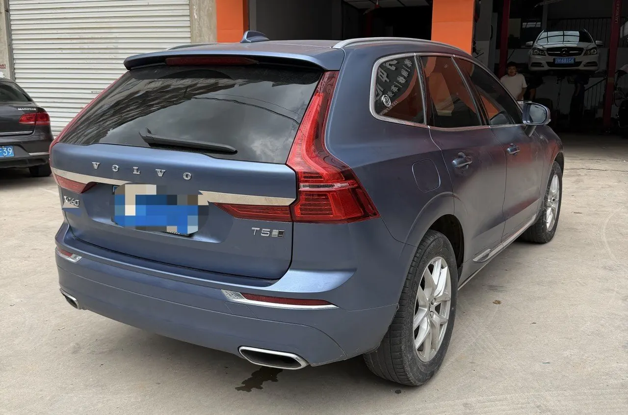 Volvo 2020 XC60 2.0T T5 4-wheel drive smart luxury automatic gear 4