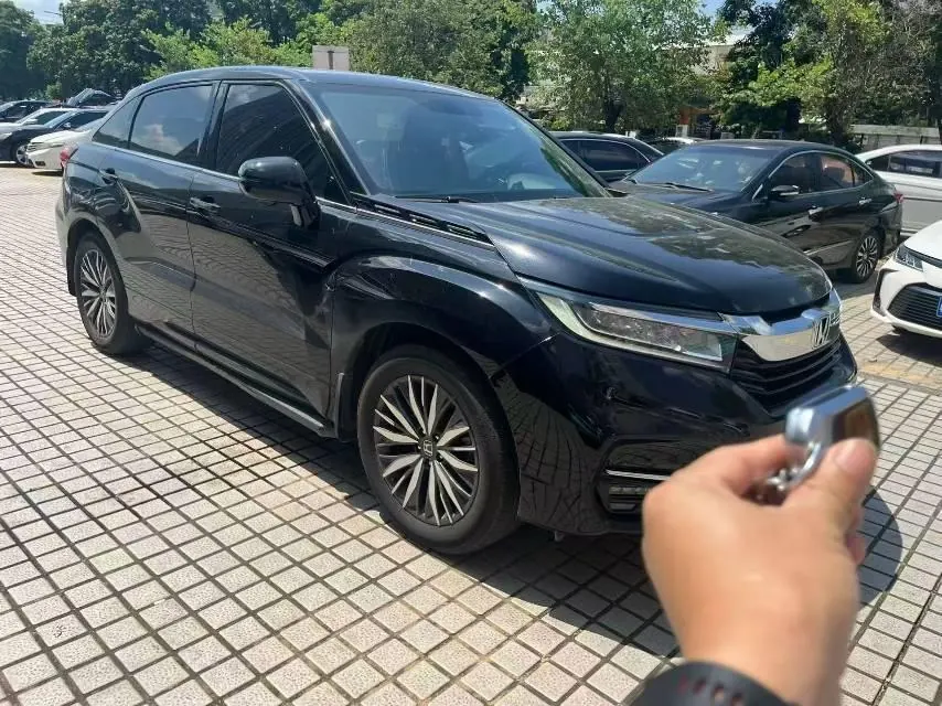 Honda 2020 Crown Road 2.0T 370TURBO Two-Drive Deluxe Automatic Gear 3