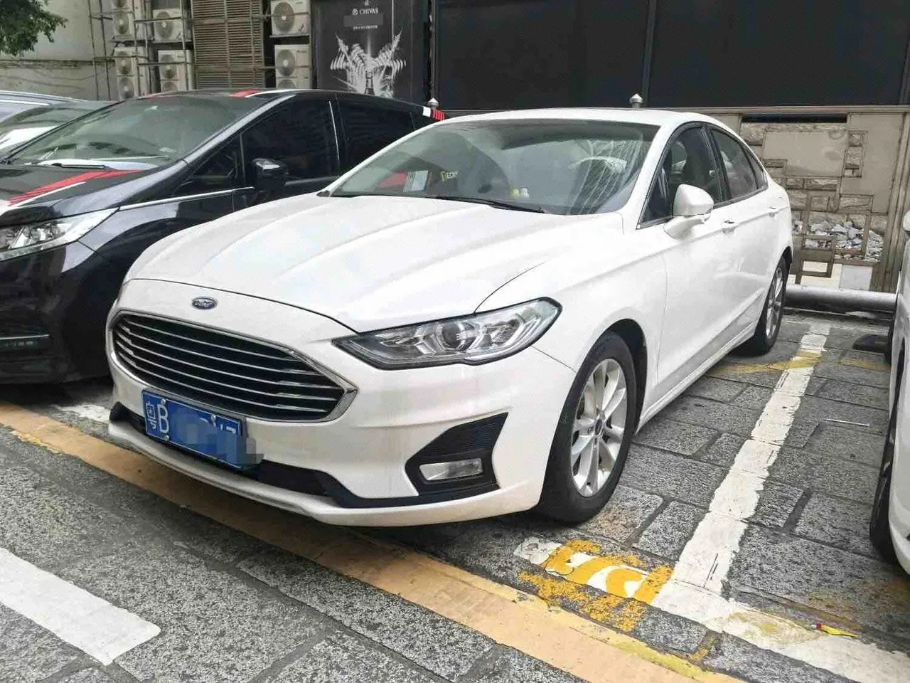 Open image lightbox: Ford 2020 Mondeo 1.5T EcoBoost 180 Luxury Automatic Gear