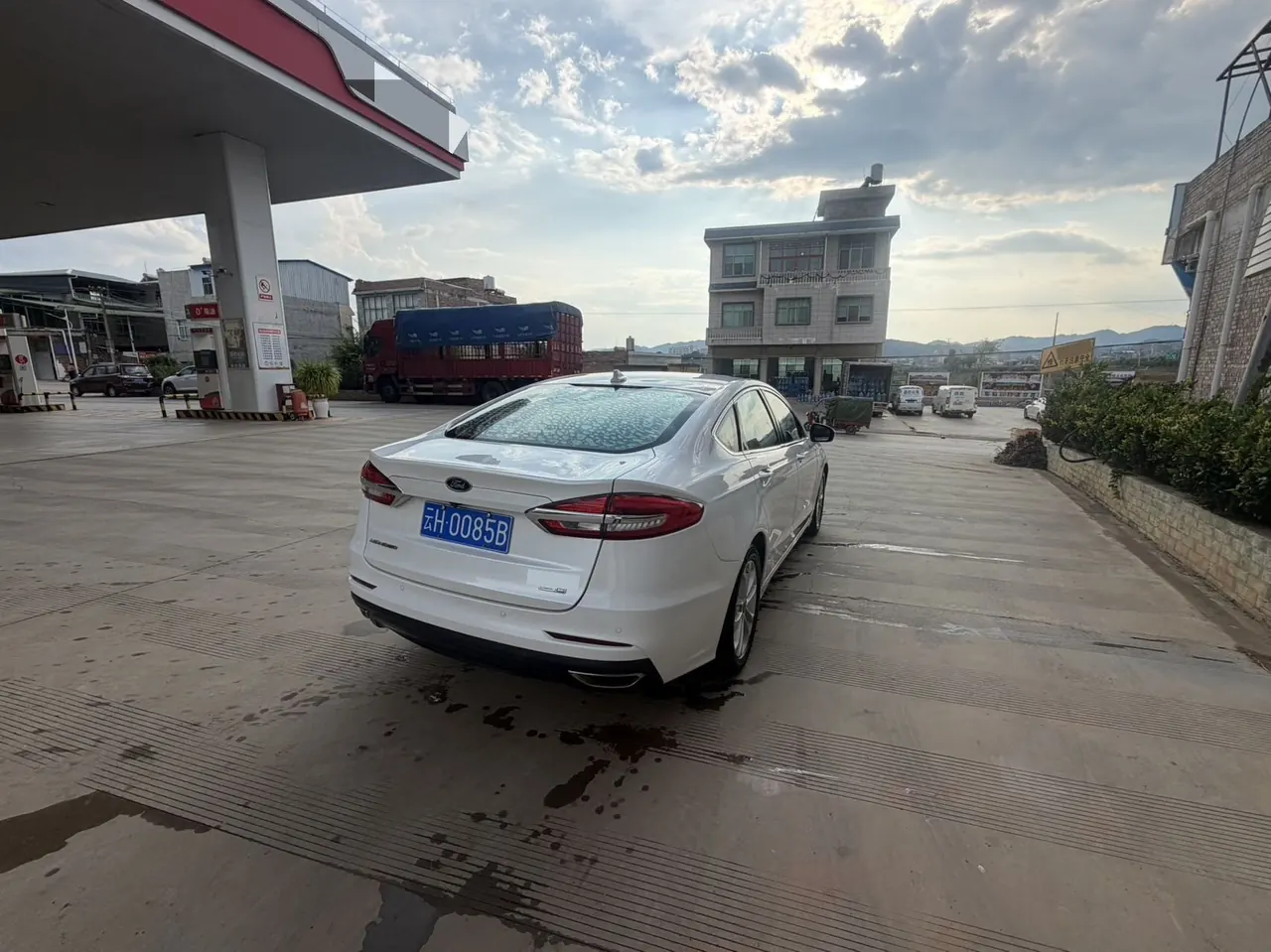 Ford 2020 Mondeo 2.0T EcoBoost 200 luxury automatic gear 6