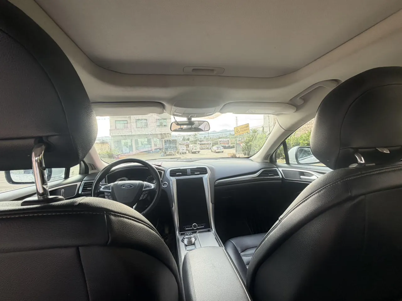 Ford 2020 Mondeo 2.0T EcoBoost 200 luxury automatic gear 8