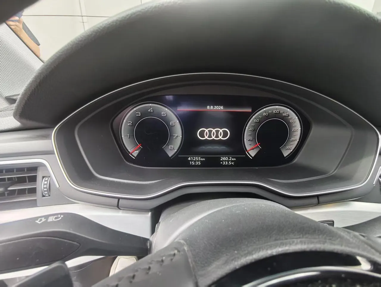 Audi 2020 A4L 2.0TFSI 40TFSI Fashion Dynamic Automatic 9