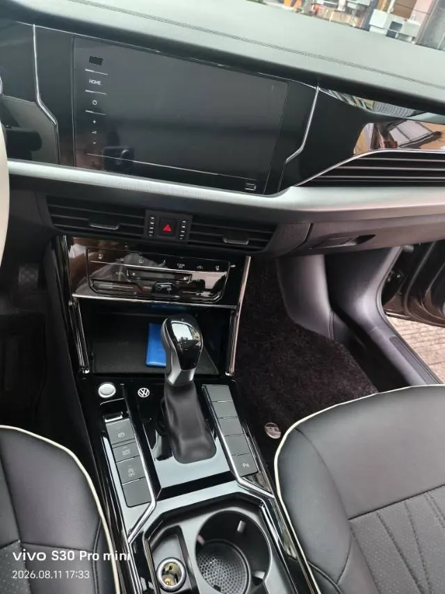 Volkswagen 2026 Passat 2.0TSI 330TSI outstanding star elite edition automatic gear 8
