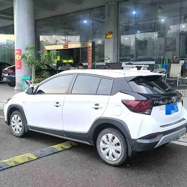 Toyota yaris 2022 YARiS L Zhixuan X 1.5 Stepless Leading PLUS Edition Automatic Gear 3