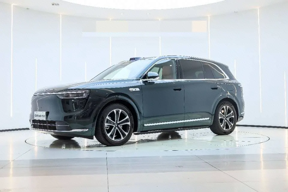 打开图片灯箱:AITO 2026 AITO M7 extended range Ultra 4-wheel drive version 5 (192-line laser Radar) automatic gear