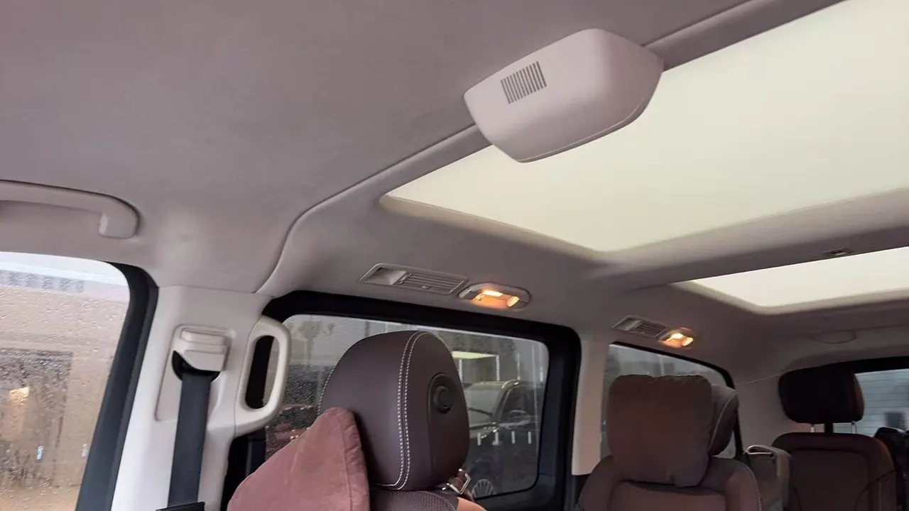 Mercedes Benz V 2022V 260 L 2.0T Deluxe Edition Automatic Gear 5