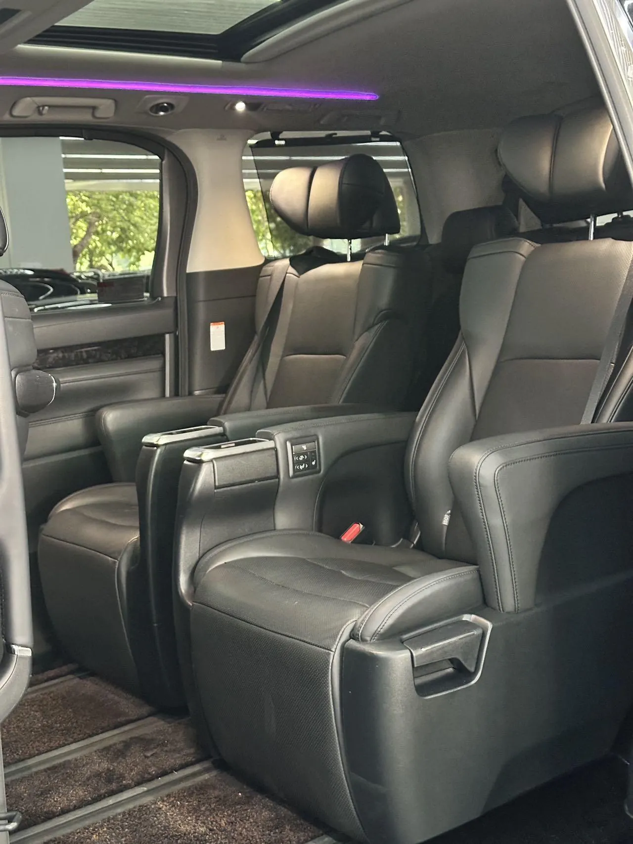 Toyota Wilfa (Imported) 2020 Wilfa 2.5 Stepless HV Deluxe Edition Automatic Gear 4