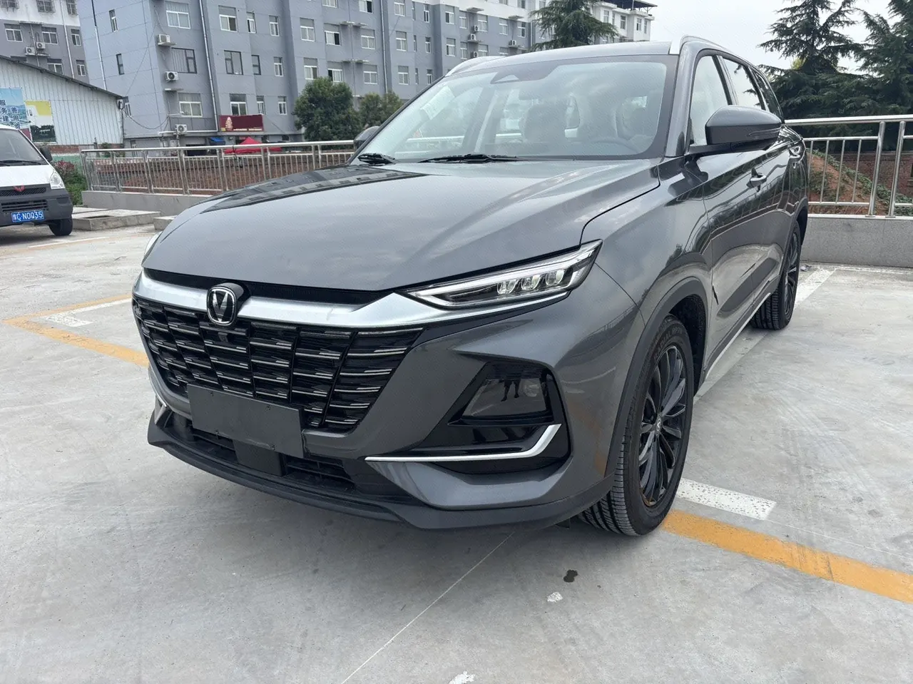Open image lightbox: ChangAn 2026 CS75 PRO 1.5T exclusive 7-seat automatic gear