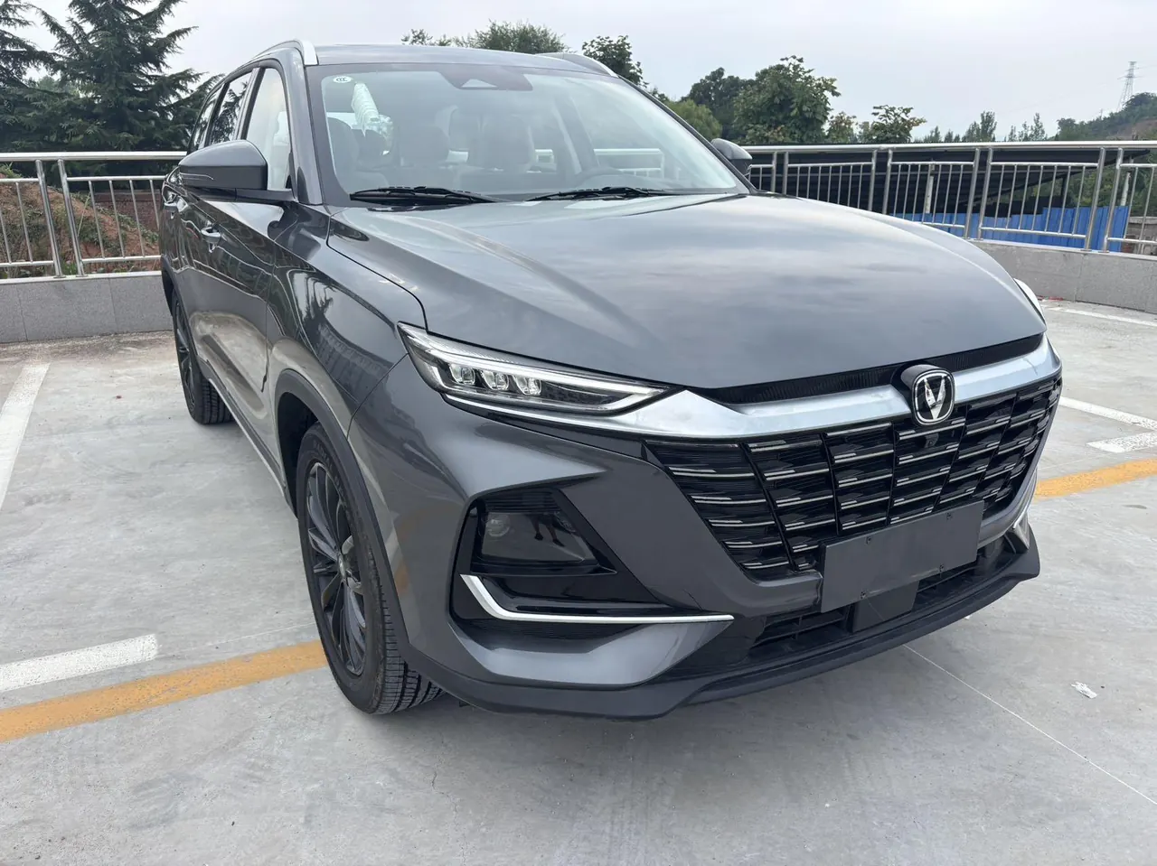 ChangAn 2026 CS75 PRO 1.5T exclusive 7-seat automatic gear 2