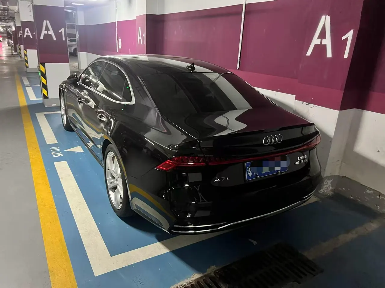 Audi 2022 A7L 2.0TFSI 45TFSI S-line Building Dream Future Edition Automatic Gear 2