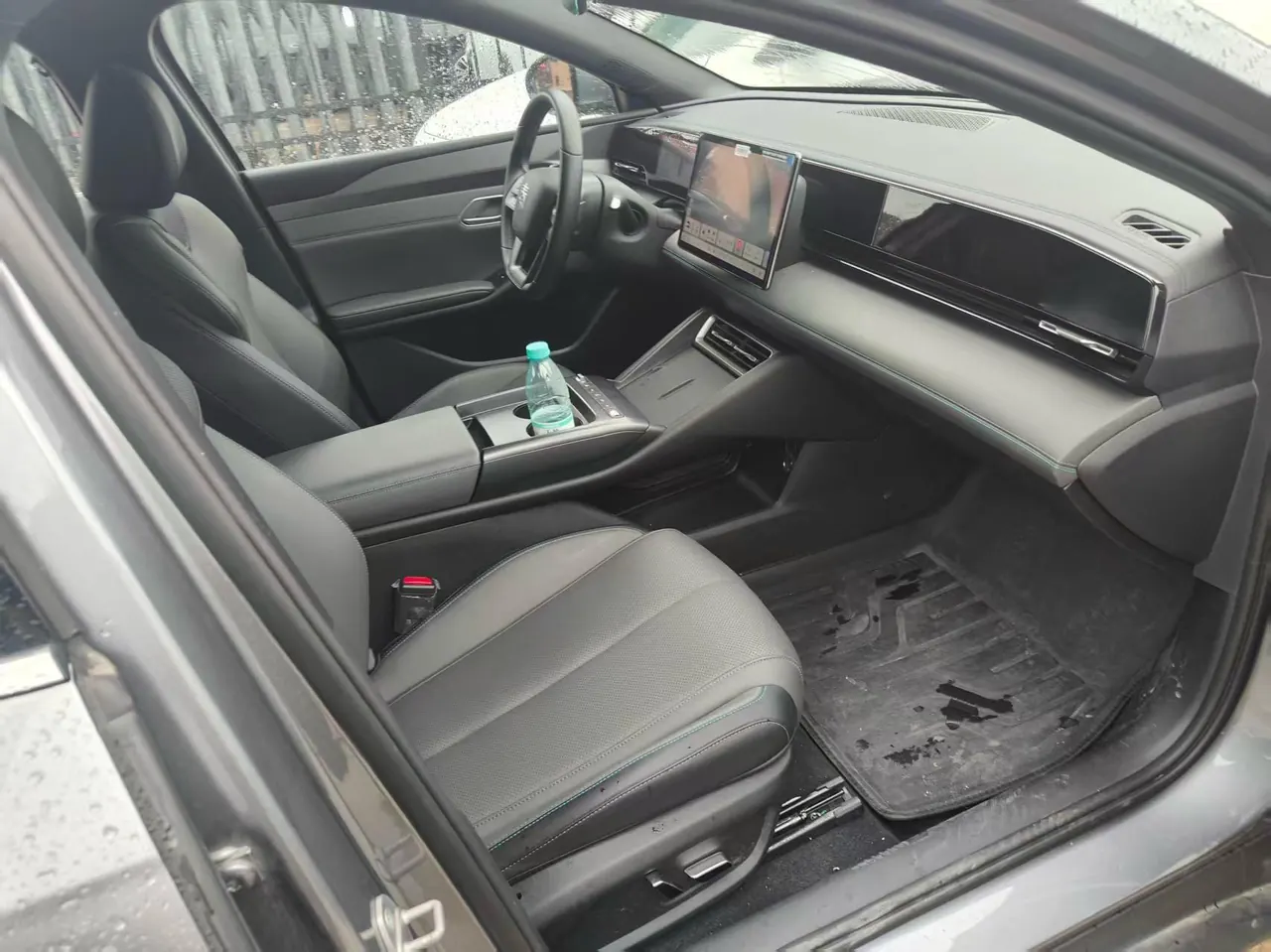 BYD 2025 Qin L EV 545KM Exceed automatic gear 3