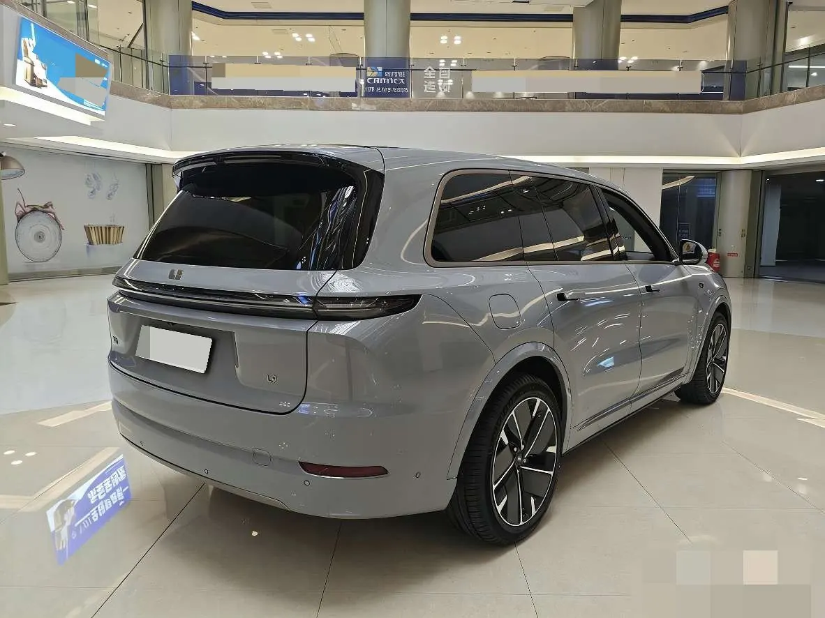 Li 2025 L9 Ultra Smart Refresh Edition Automatic Transmission 7
