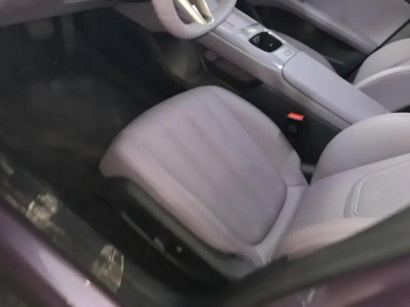 ChangAn Deepal 2026 L 06 245Ultra Laser Edition Automatic Gear 3