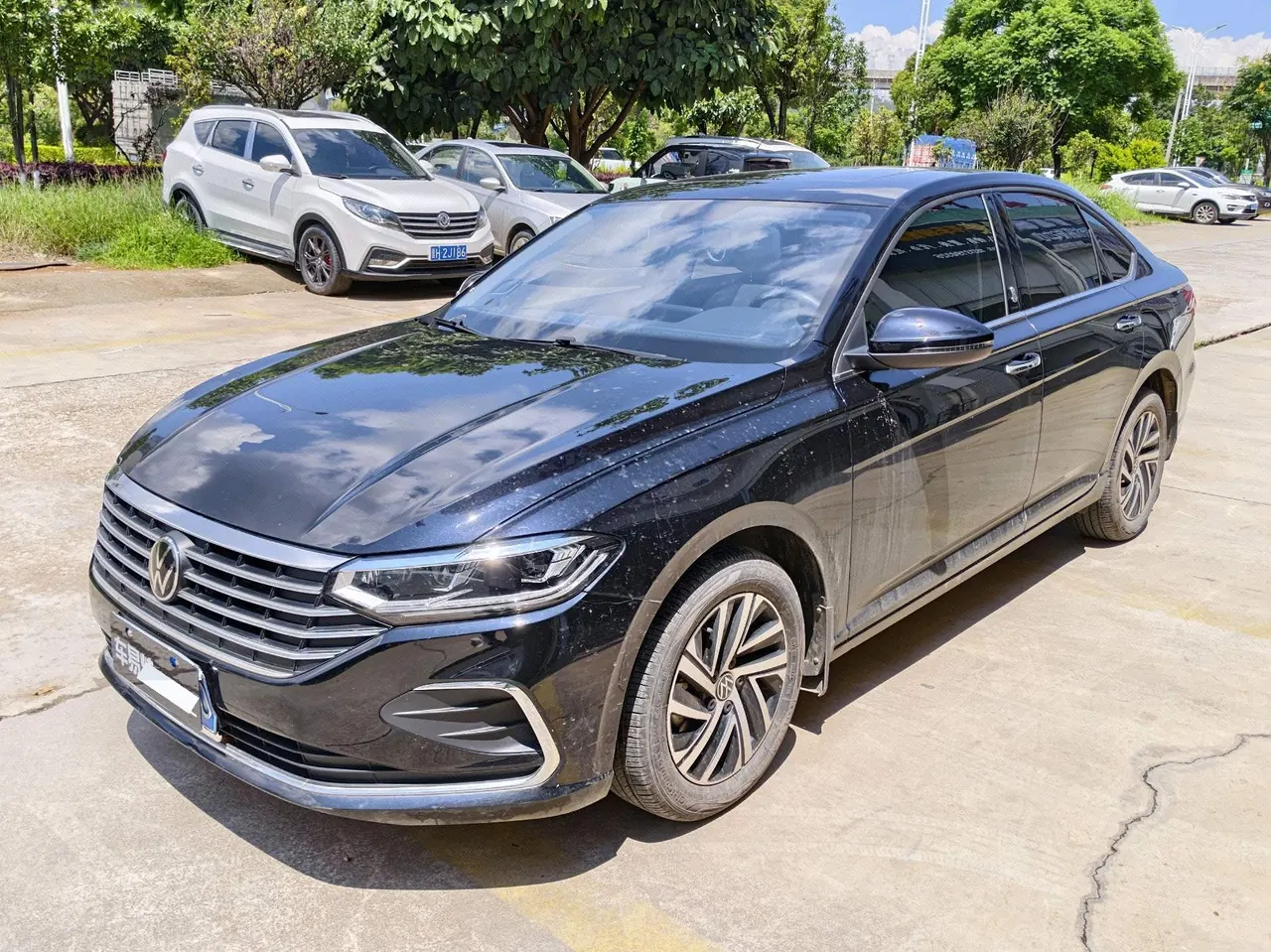 Open image lightbox: Volkswagen 2023 LaVida 1.5 5 Million Edition Automatic