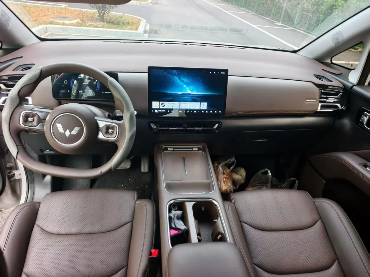 WuLing 2025 Starlight 730 1.5 Stepless 125km Luxury Automatic Transmission 2
