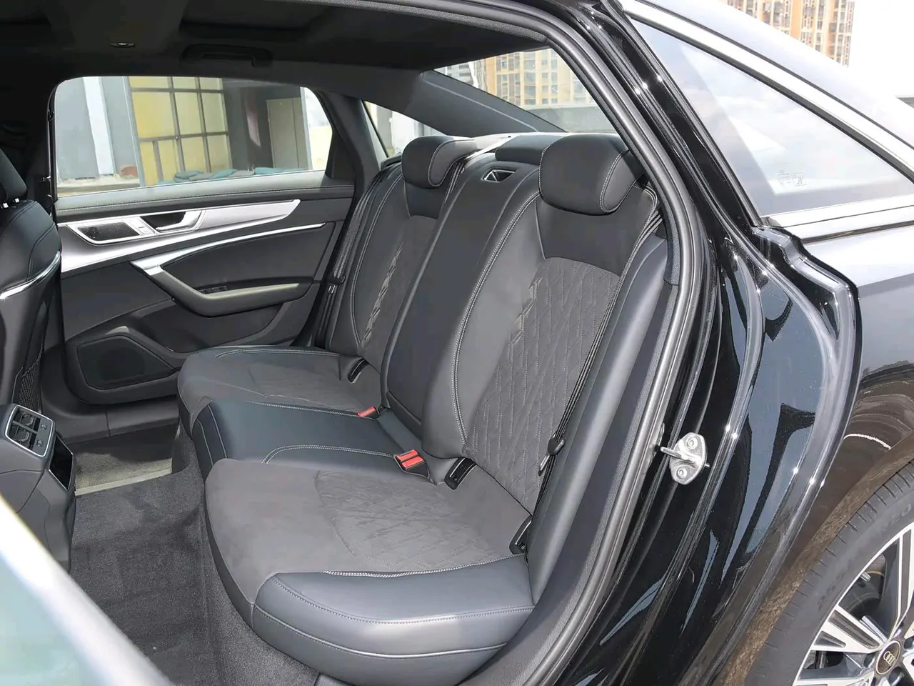 Audi 2024 A6L 2.0TFSI 45TFSI Selected Dynamic Automatic 4