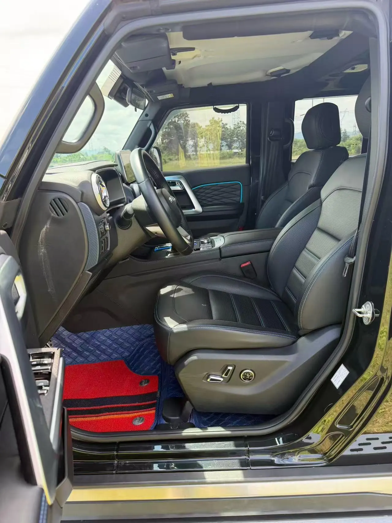 Beijing 2020 BJ40 2.0T 4-wheel drive city hunter version chivalrous automatic gear 3