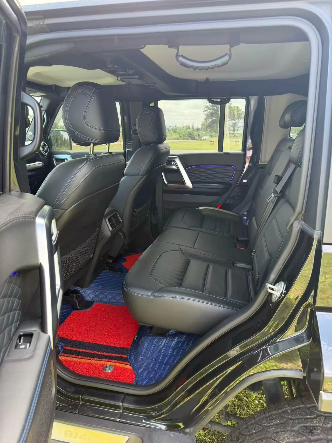 Beijing 2020 BJ40 2.0T 4-wheel drive city hunter version chivalrous automatic gear 5