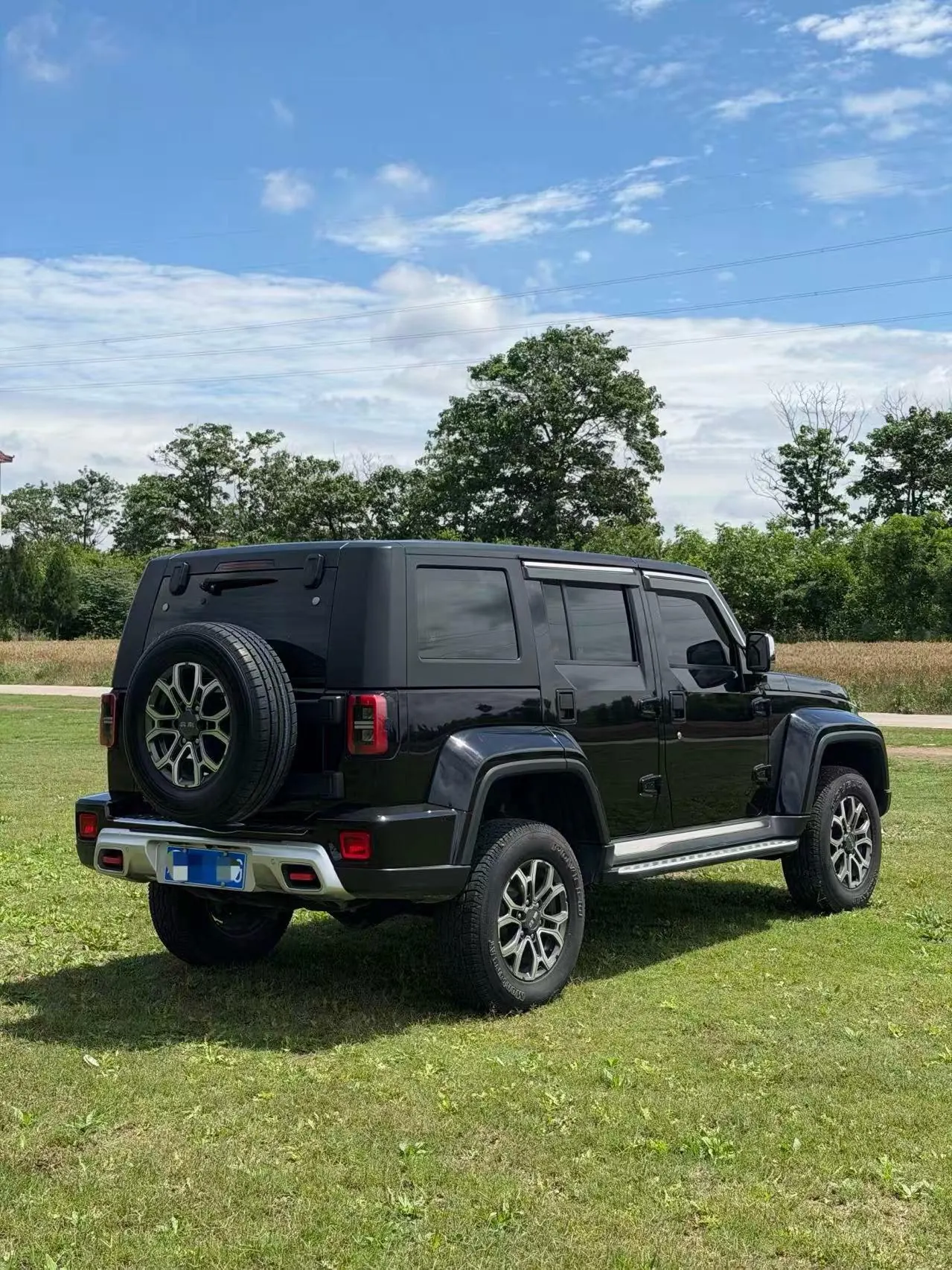 Beijing 2020 BJ40 2.0T 4-wheel drive city hunter version chivalrous automatic gear 6