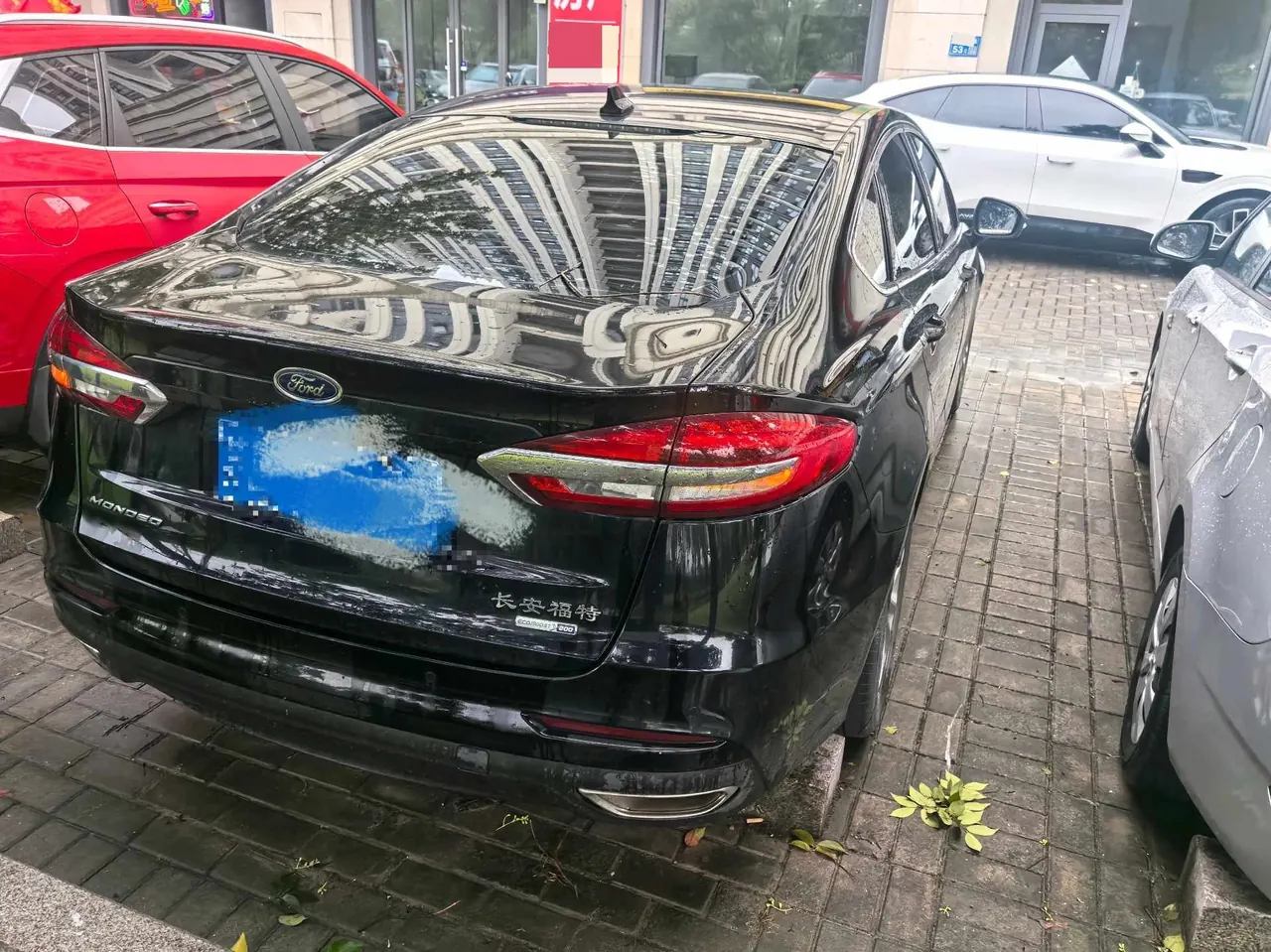 Ford 2020 Mondeo 2.0T EcoBoost 200 luxury automatic gear 10