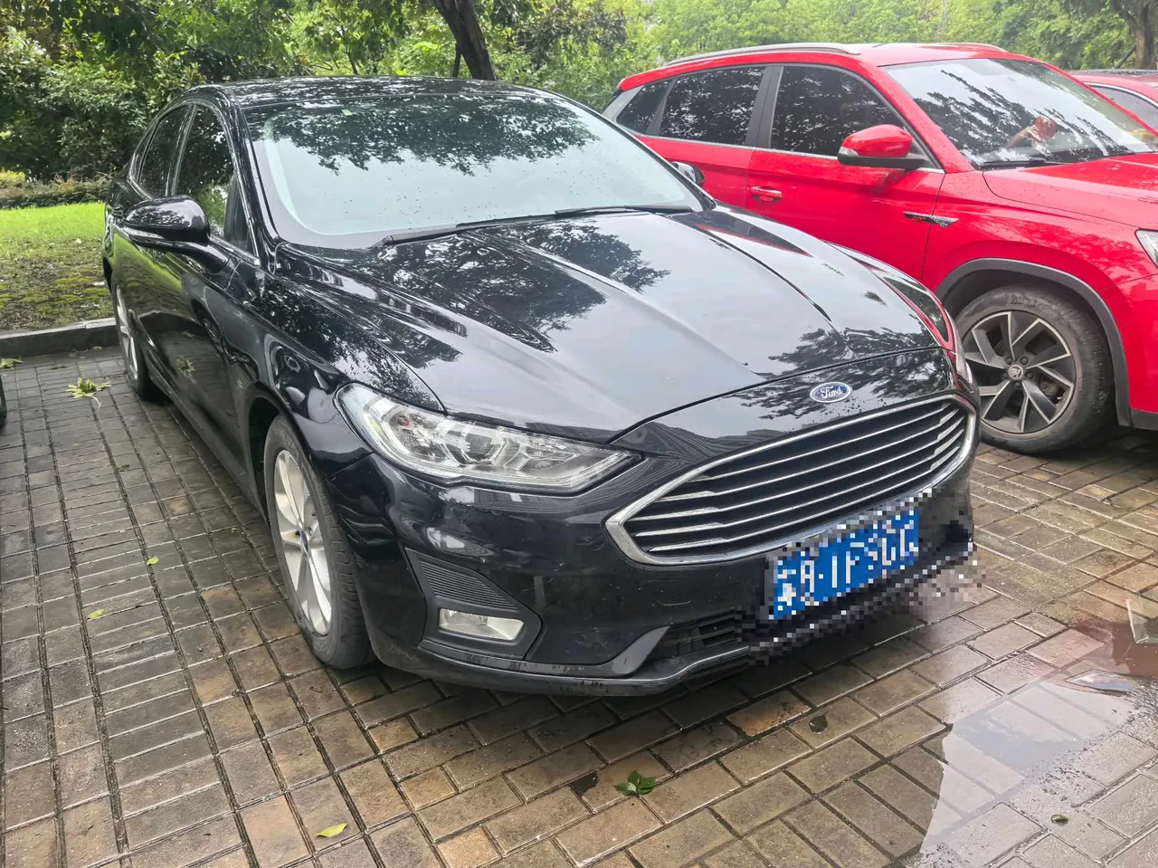 Ford 2020 Mondeo 2.0T EcoBoost 200 luxury automatic gear 3