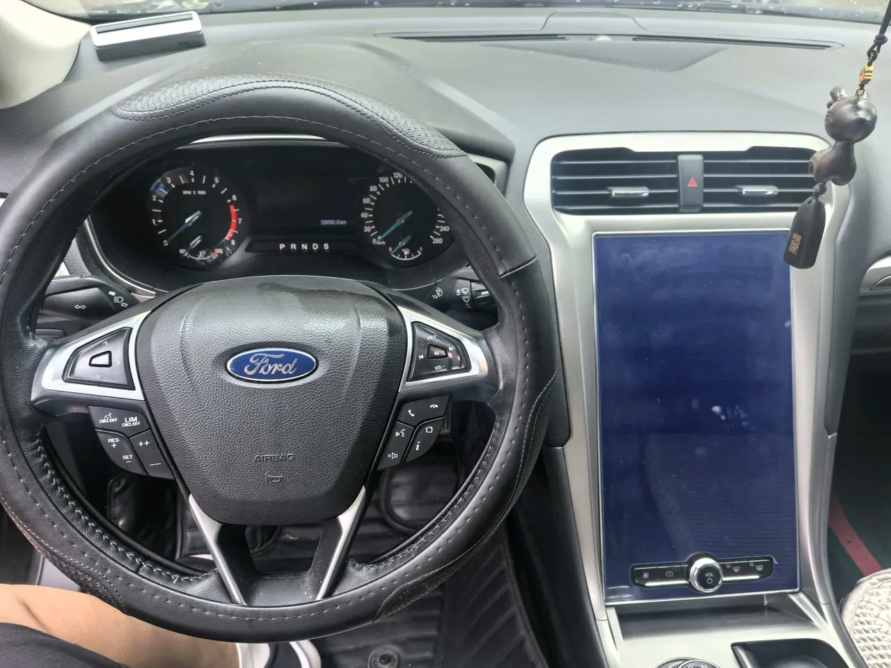 Ford 2020 Mondeo 2.0T EcoBoost 200 luxury automatic gear 5