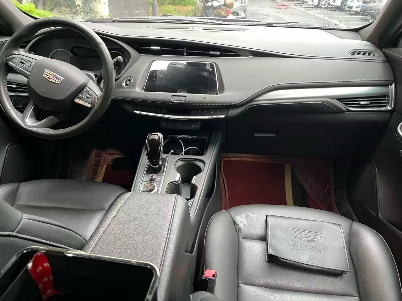 Cadillac 2020 XT4 2.0T 28T Two-Drive Luxury Automatic Gear 3