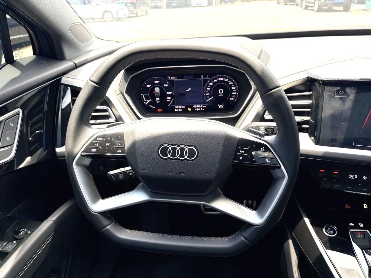 Audi 2024 Q4 e-tron 40 Creation Edition Automatic Gear 12
