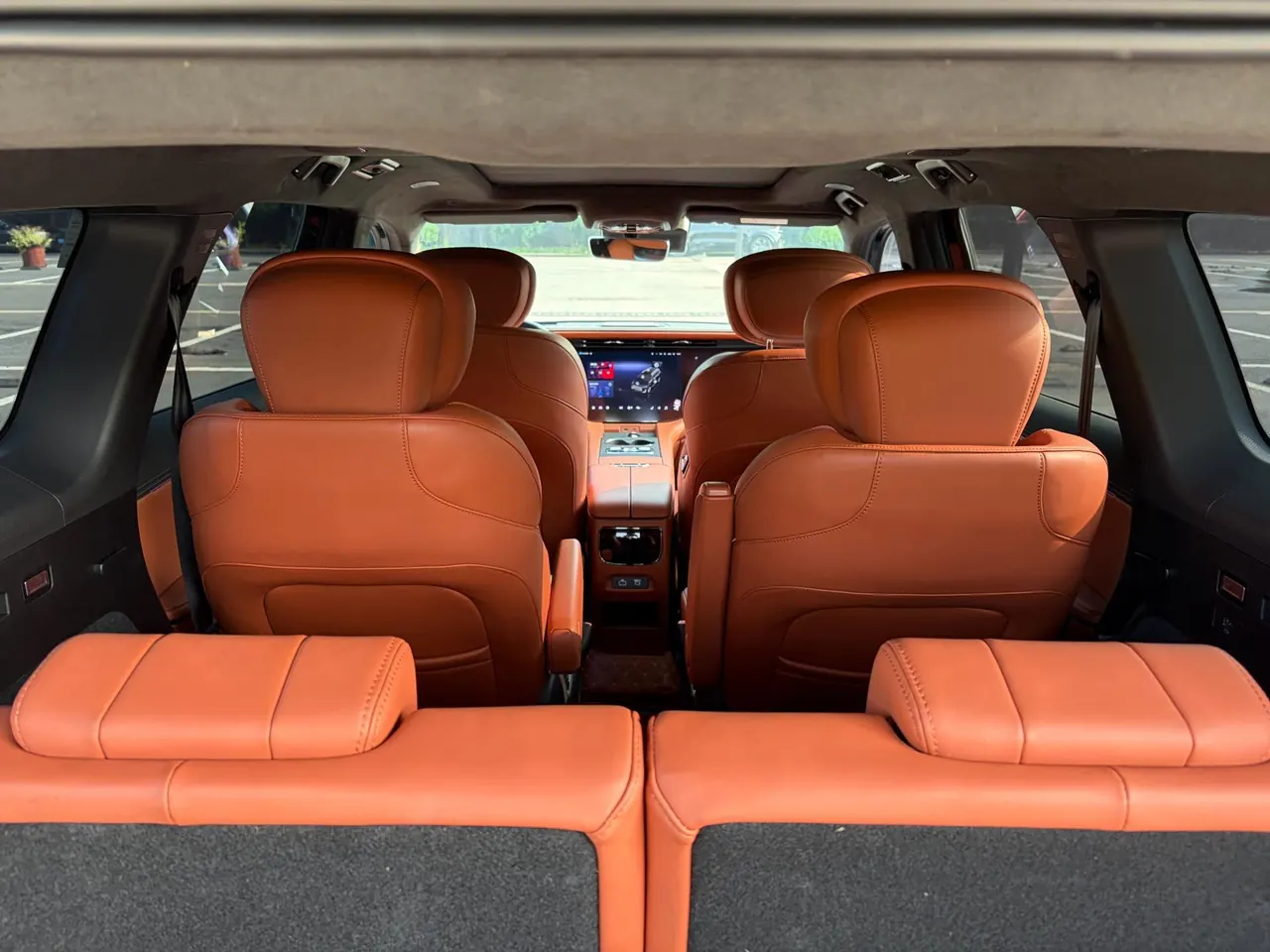 Xingtu 2025 Lanyue C- DM 1.5T 180 Four-wheel Drive Ultra Long Endurance Ultra6 Automatic Gear 6