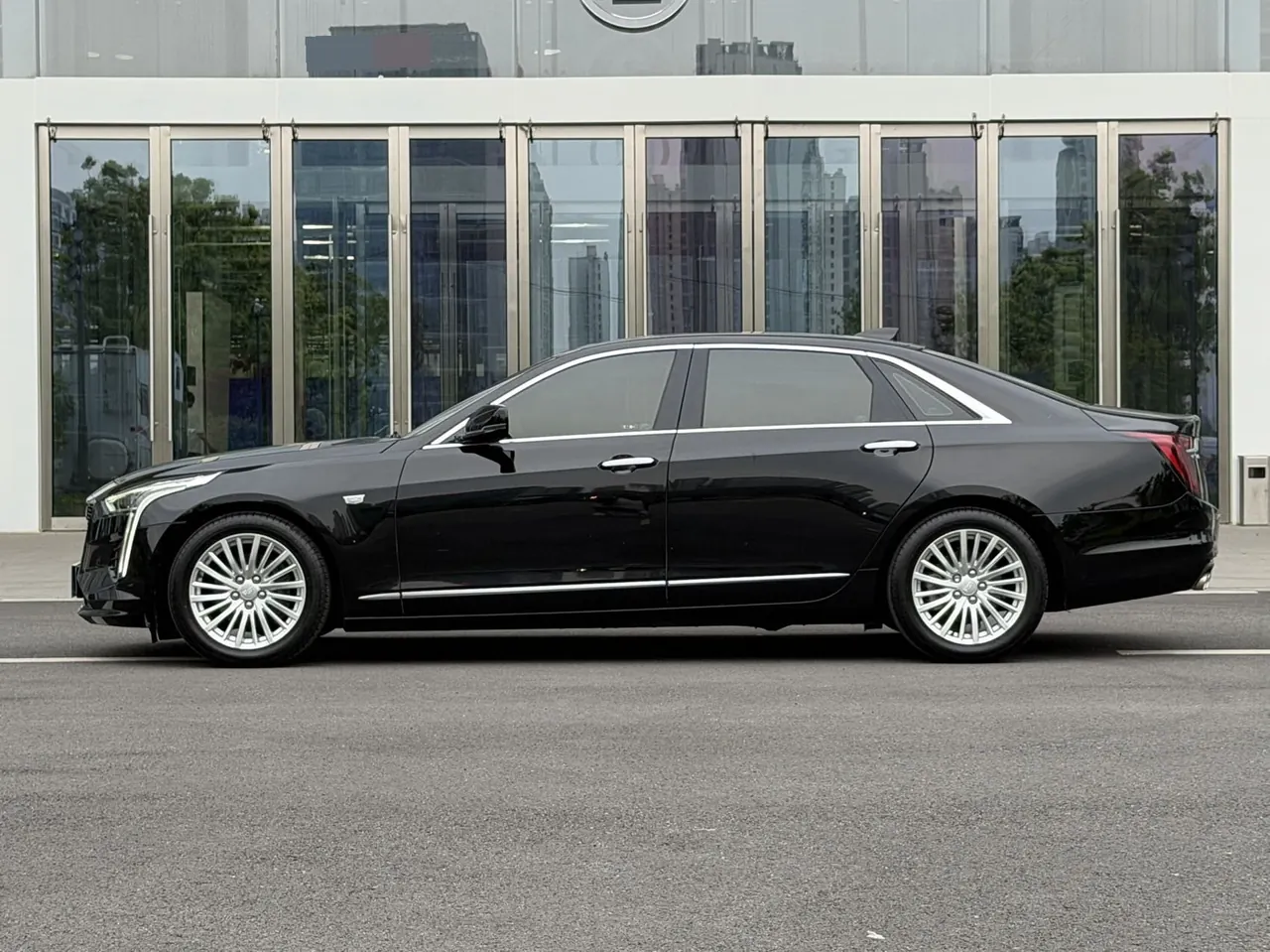 Cadillac 2020 CT6 2.0T 28T Elite Automatic 3
