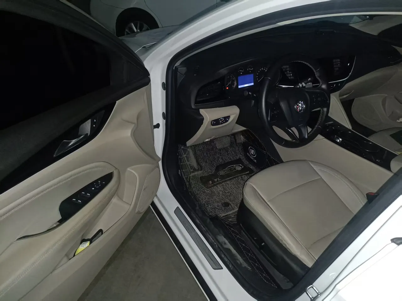 Buick 2020 Regal 1.5T 552T Elite Automatic Gear 5