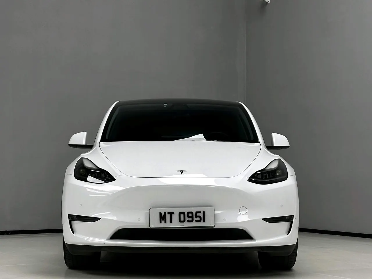Tesla 2021 Model Y long endurance all-wheel drive version automatic transmission 2