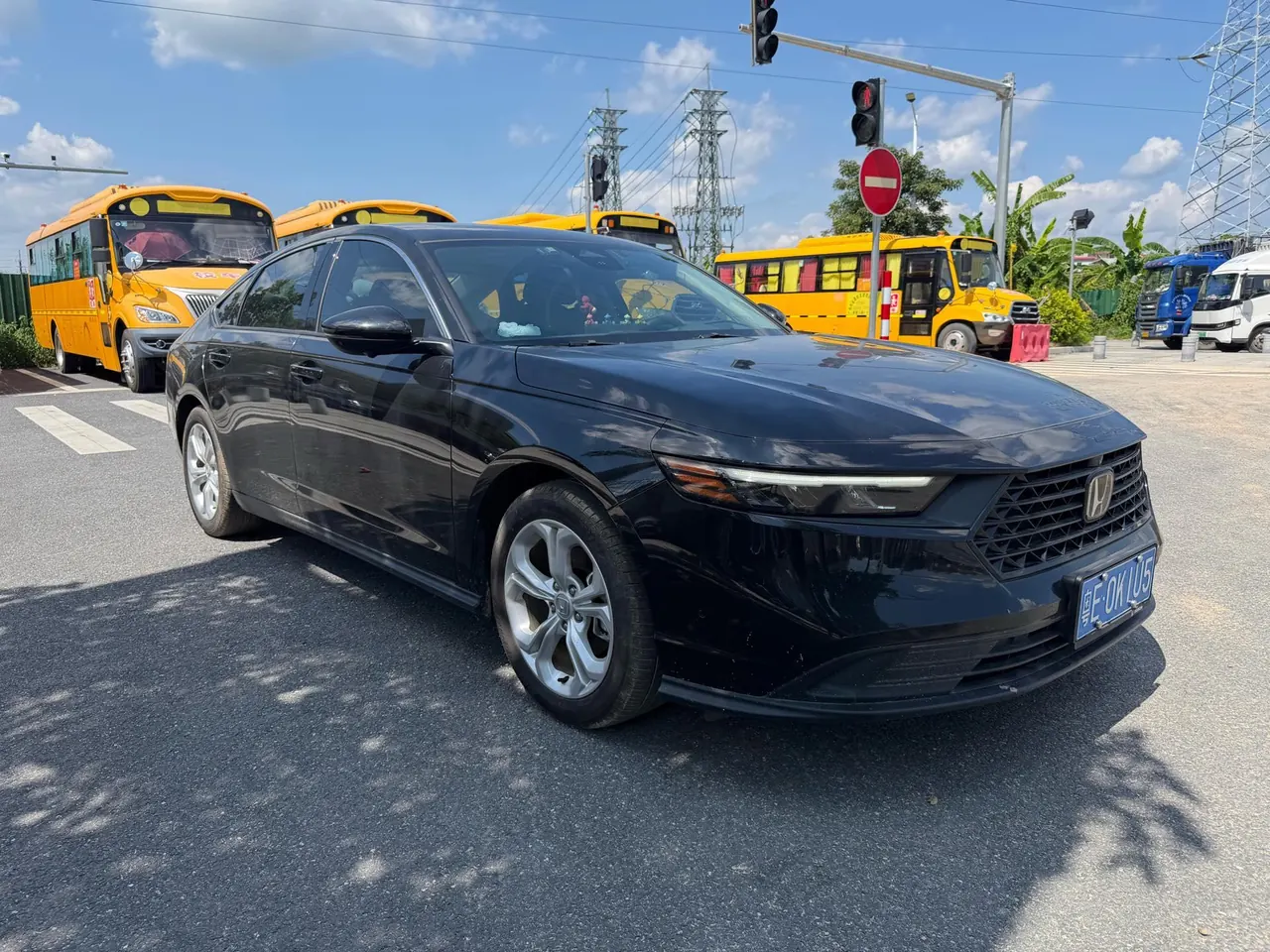 Honda 2025 11th Generation Accord 1.5T Stepless 260TURBO Premium Edition Automatic Gear 2