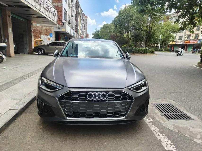 Audi 2020 A4L 2.0TFSI 40TFSI Quattro Deluxe Dynamic Automatic 2