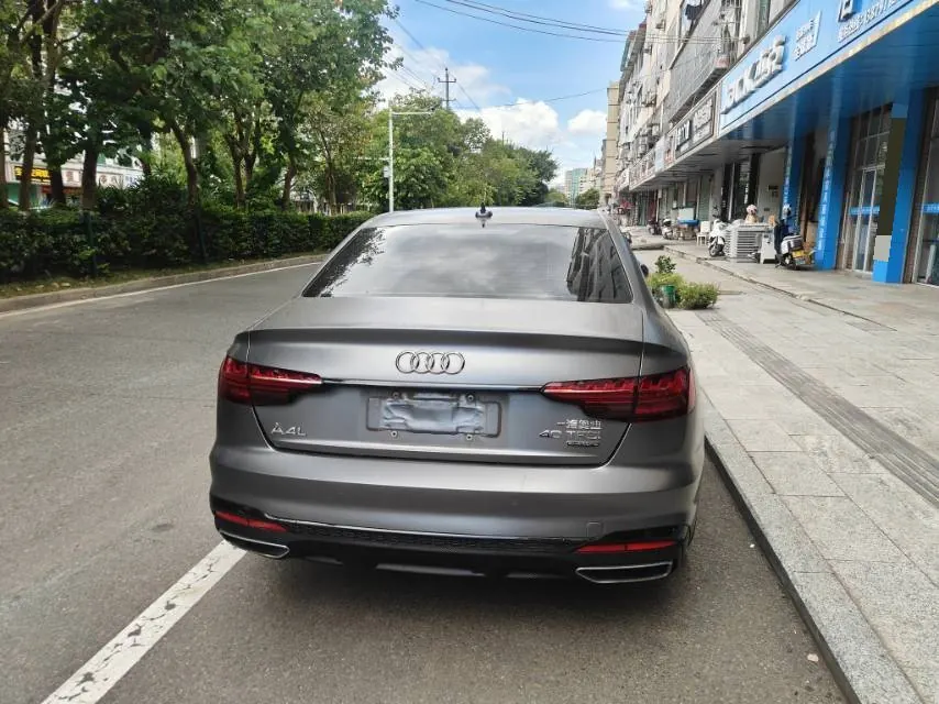 Audi 2020 A4L 2.0TFSI 40TFSI Quattro Deluxe Dynamic Automatic 5
