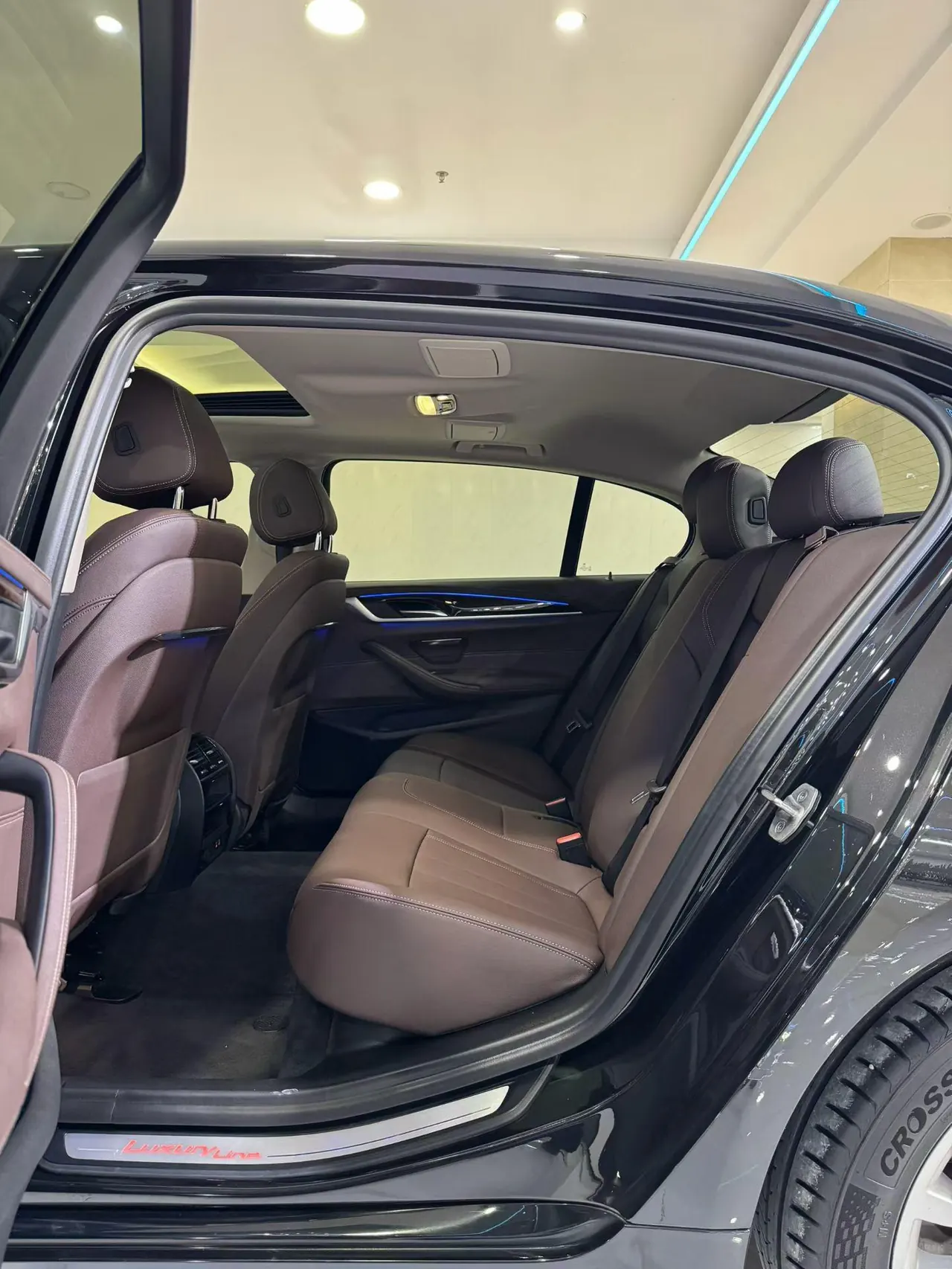 BMW 5 Series 2020 525Li 2.0T Luxury Suit Automatic Gear 5