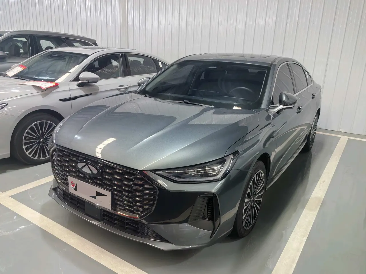 Chery 2025 Fengyun A8L 1.5TGDI 145km Luxury Automatic Gear 2