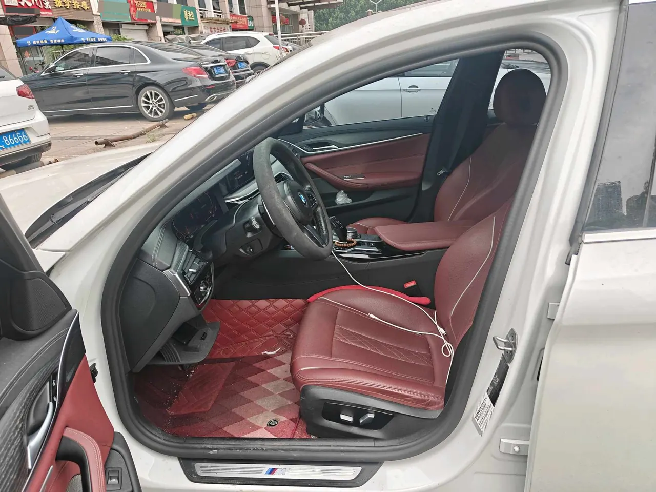 BMW 5 Series 2021 530Li 2.0T Leading M Sports Suit Automatic Gear 6