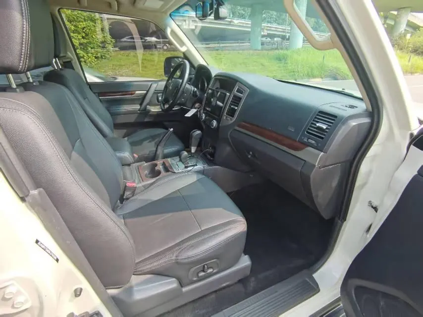Mitsubishi Pajero (Imported) 2020 Pajero 3.0 Standard Automatic Gear 5