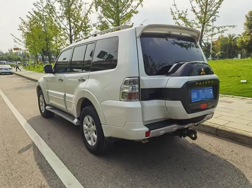 Mitsubishi Pajero (Imported) 2020 Pajero 3.0 Standard Automatic Gear 9