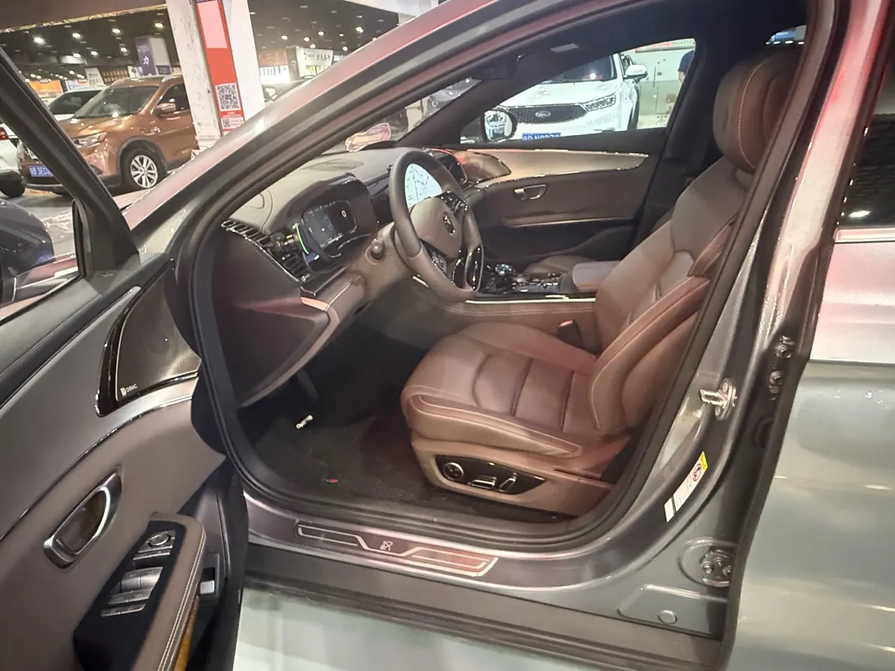 BYD 2020 Han Super Long Endurance Deluxe Automatic Transmission 11