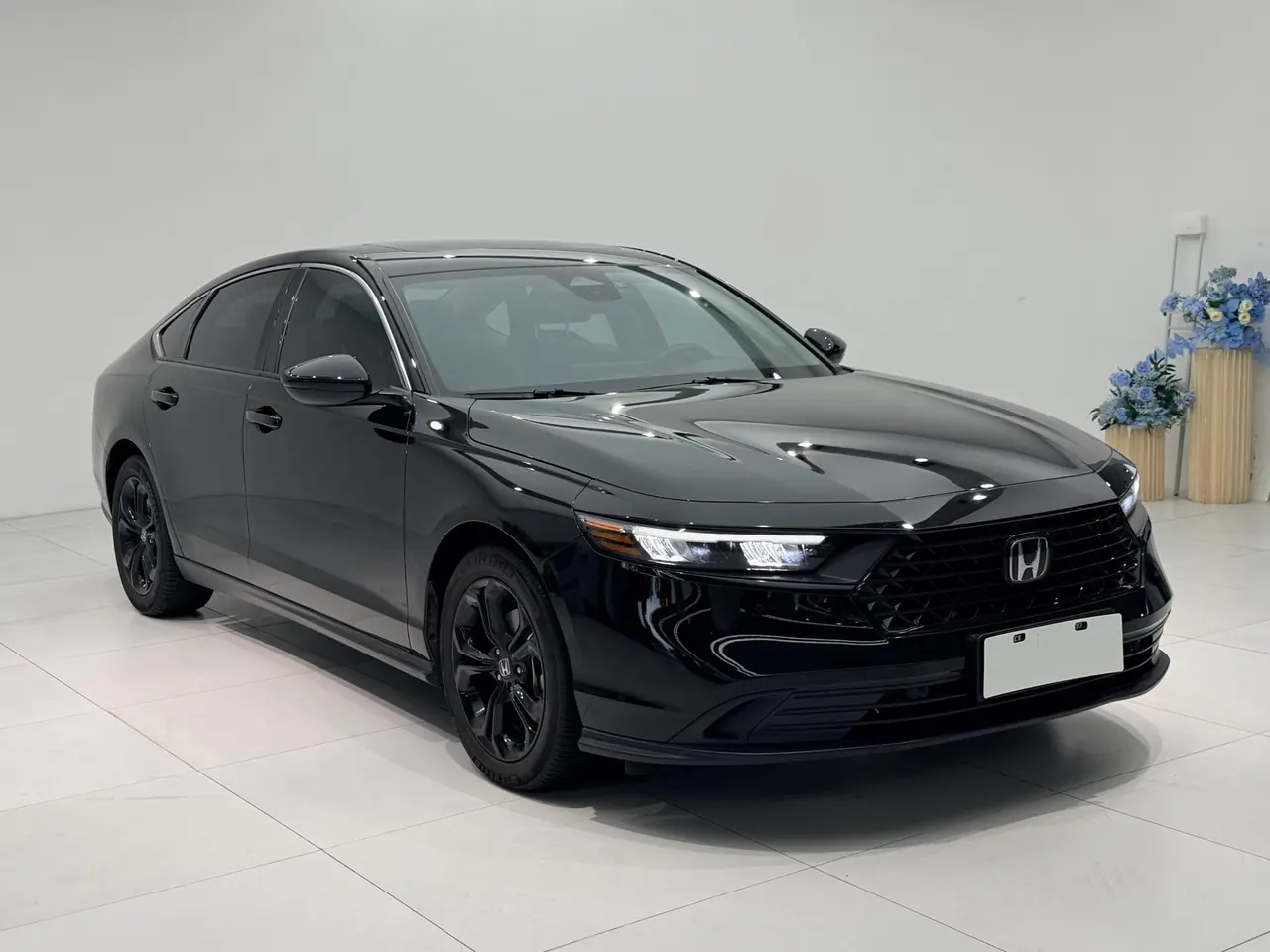 Honda 2025 11th Generation Accord 1.5T Stepless 260TURBO Deluxe Automatic Gear 3
