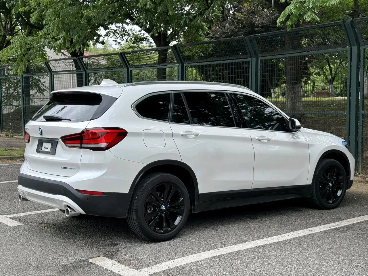 BMW 2021 X1 sDrive20Li 1.5T fashion automatic gear 4