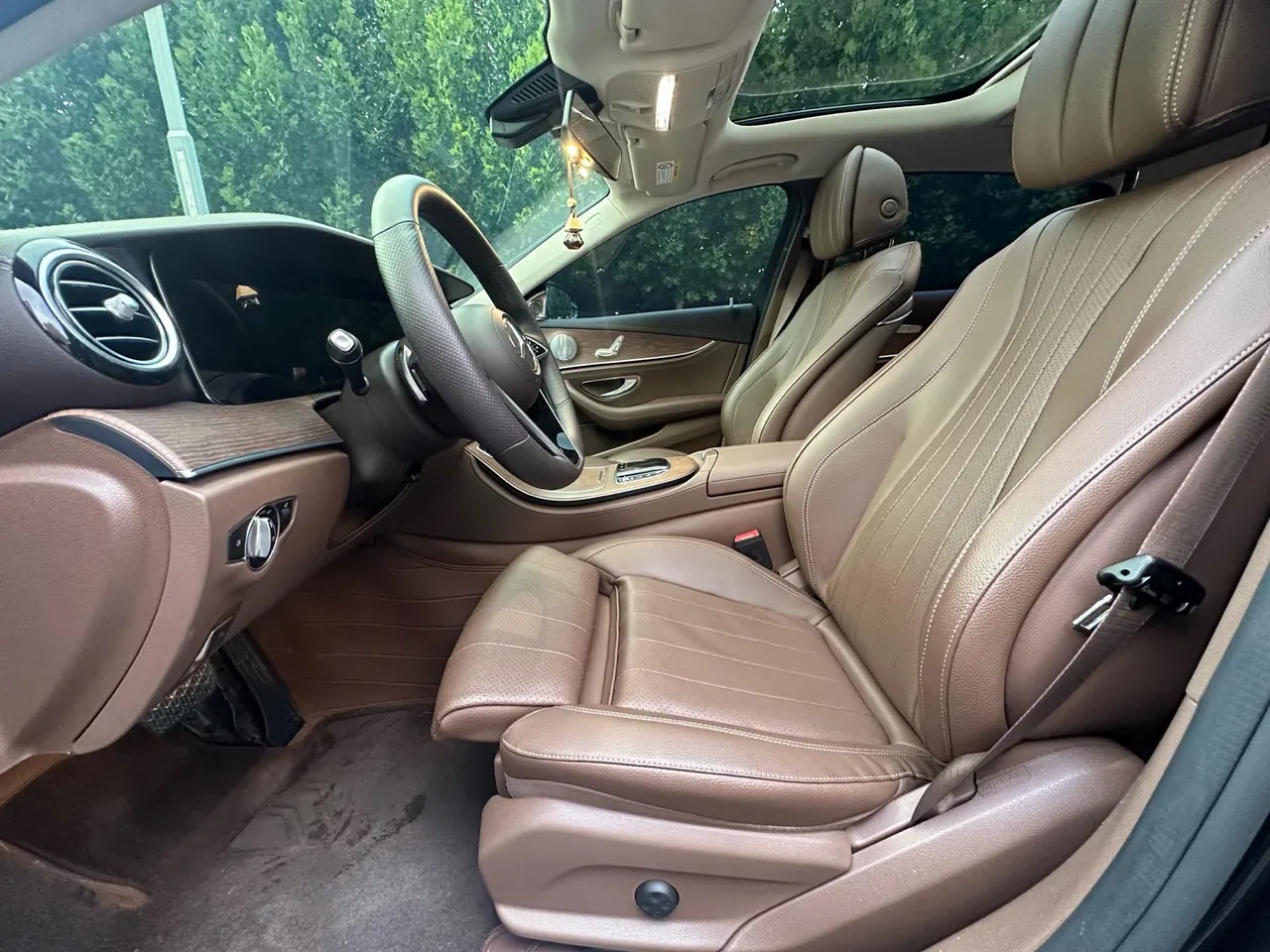 Mercedes Benz E Class 2021 E 260 L 2.0T (changed) automatic gear 4