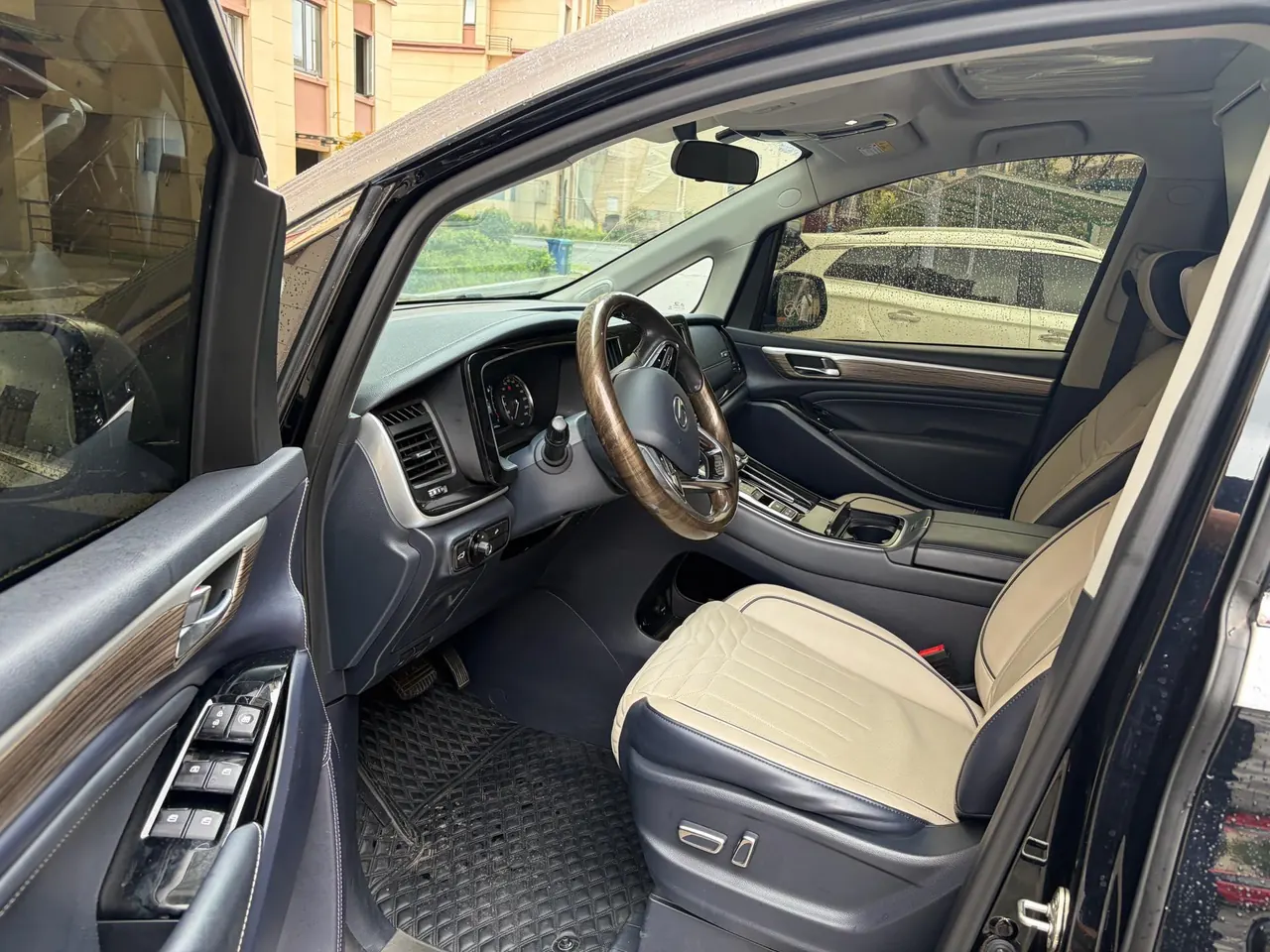 Chuanqi 2021 M8 2.0T 390T Lingxiu Series Deluxe Edition Automatic Gear 7