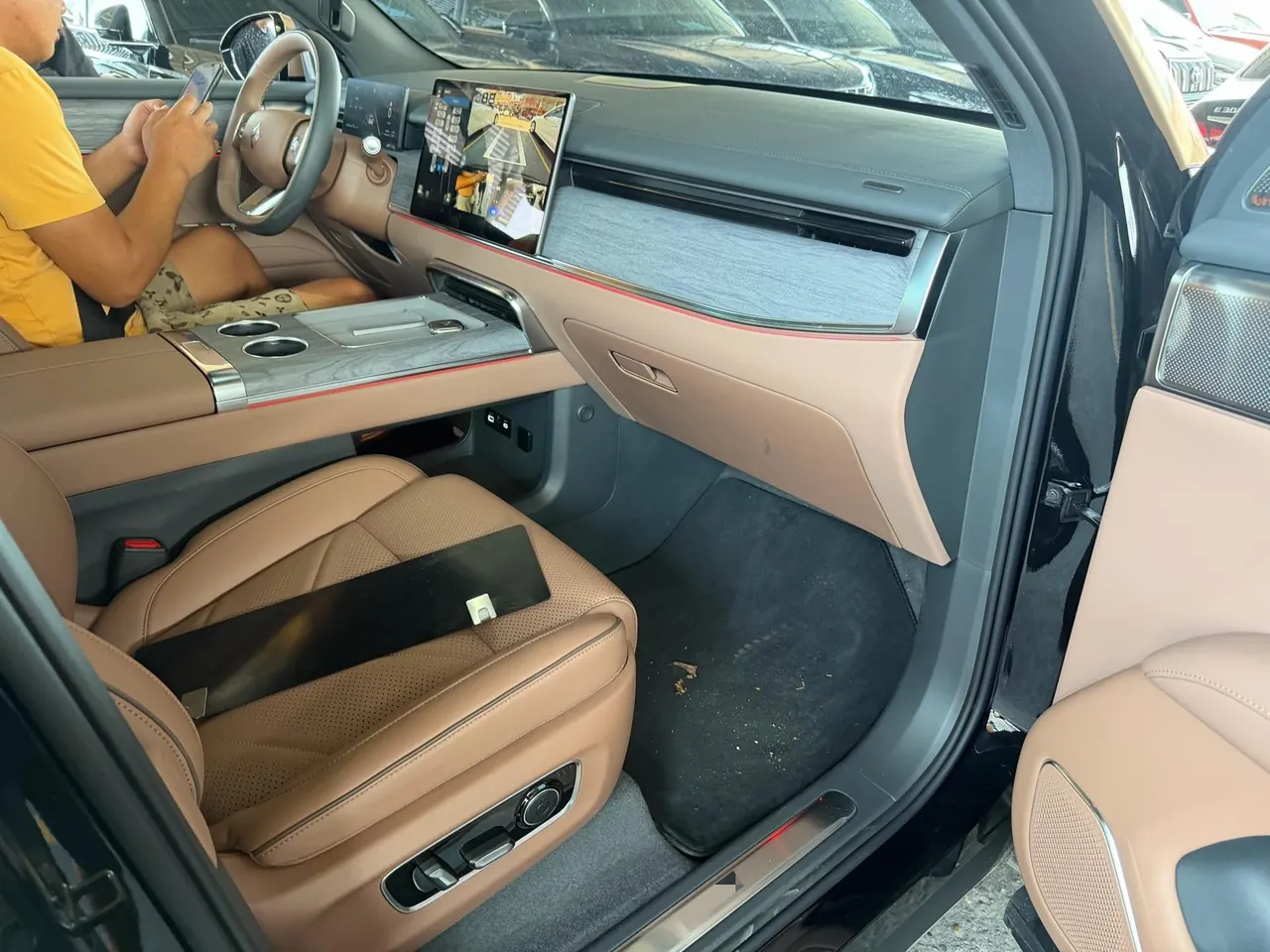 Huajing 2026 Huajing S 1.5T 235km 4-wheel drive dry Kun exclusive edition automatic gear 3