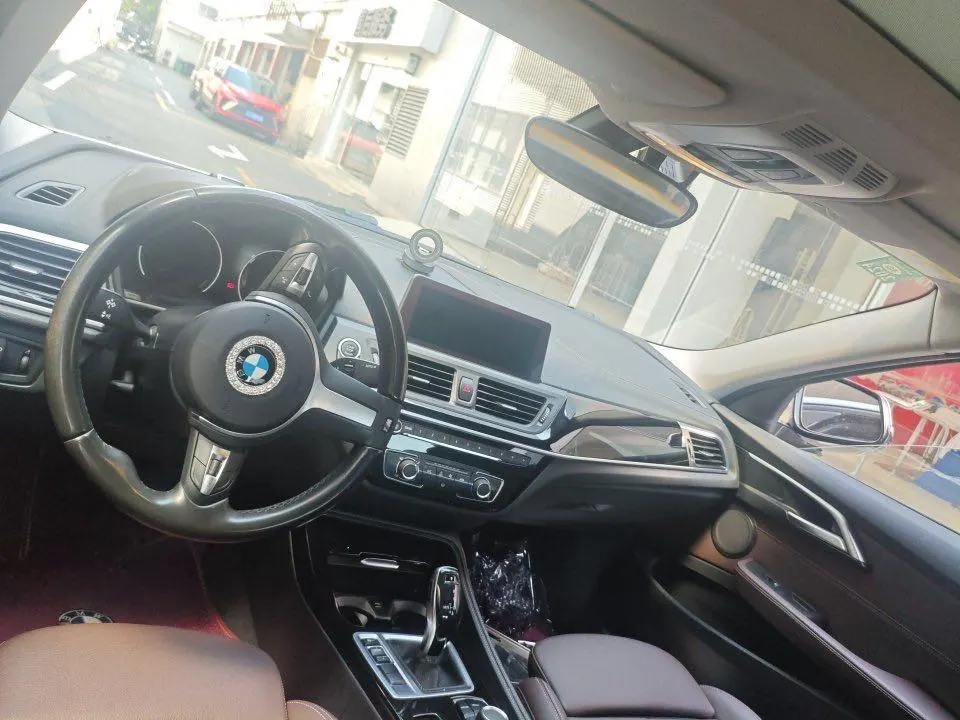 BMW 1 Series 2020 120i 1.5T M Sports Suit Automatic Gear 3