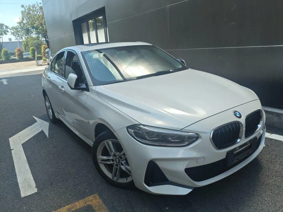 BMW 1 Series 2020 120i 1.5T M Sports Suit Automatic Gear 5