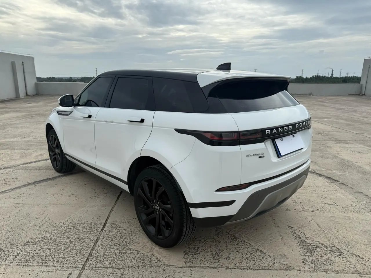 Land Rover 2020 Range Rover Aurora 48V 2.0T 249PS Youth Edition Automatic Gear 7